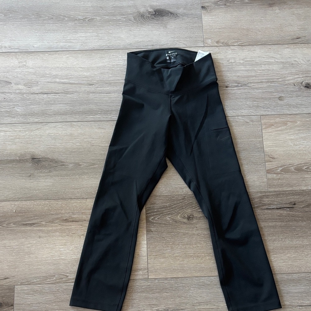 Nike Black Dri-FIT Leggings 3/4